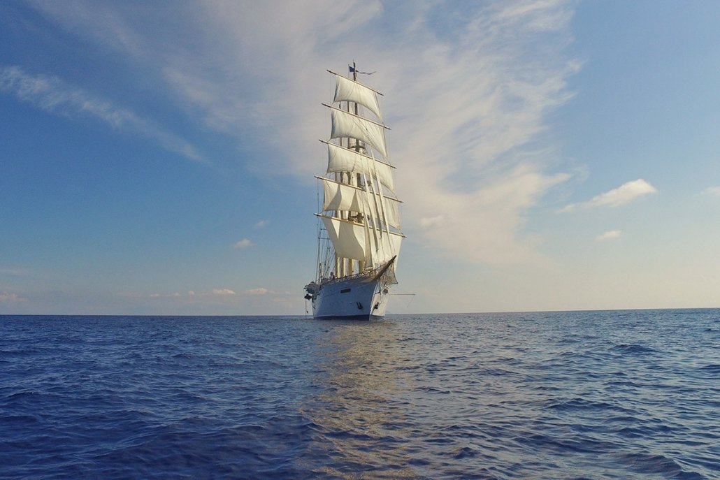 Star-Clipper-von-vorne-1030×687